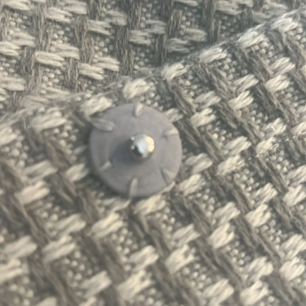 Anne Klein Light Grey/White Tweed Jacket With Pockets Size 6